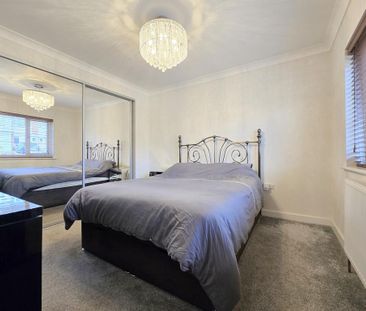 3 bedroom semi-detached house to rent - Photo 5