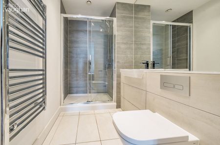 3 bedroom apartment to rent - Photo 4