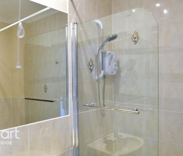 2 bedroom end of terrace house to rent - Photo 5