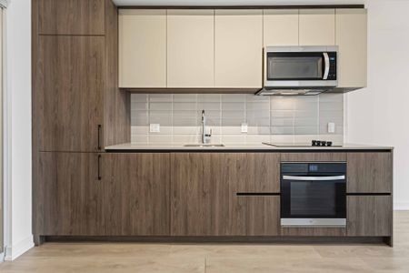 For Lease - 150 Logan Avenue Unit# 438, Toronto, Ontario - Photo 5