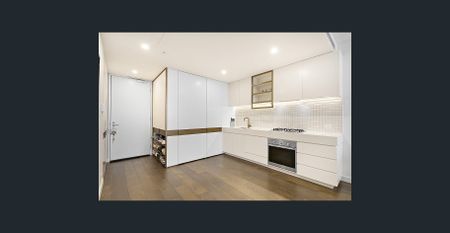**6 Month Lease Only** LUXURIOUS APARTMENT LIVING IN THE HEART OF GLEN WAVERLEY! - Photo 2