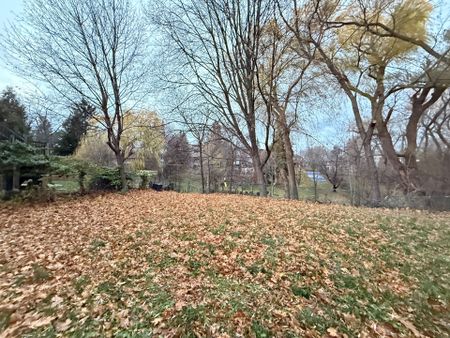 For Lease - 44 Hawksbury Drive, Toronto, Ontario - Photo 3