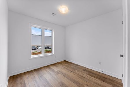 For Lease - 4263 Fourth Avenue Unit# 622, Niagara Falls, Ontario - Photo 5