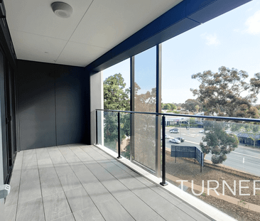 Perfect position apartment in the heart of Glenside - Photo 2