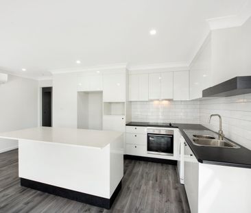 Walk to The Entrance Beach - Photo 1