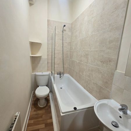 1 Bed Flat, Brownhill Road, SE6 - Photo 4