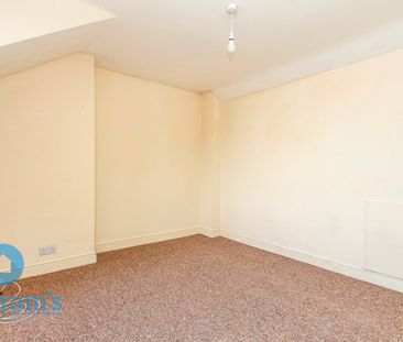 3 bed Mid Terraced House for Rent - Photo 4