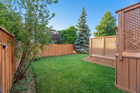 For Lease - 3725 Althorpe Circle, Mississauga, Ontario - Photo 3