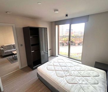 Fully Furnished Two Double Bedroom Apartment with an allocated park... - Photo 6