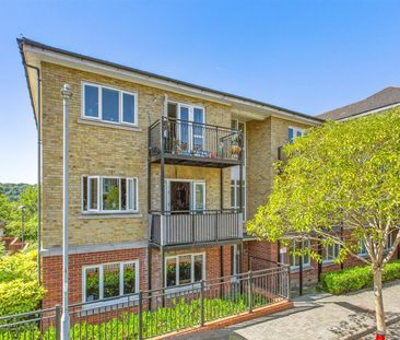 Ercolani Avenue, High Wycombe - Photo 6