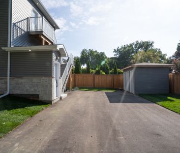 For Lease - 309 Nelson Street, Brantford, Ontario - Photo 6
