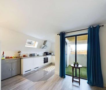 Pembroke Road, Ruislip, HA4 - Photo 1