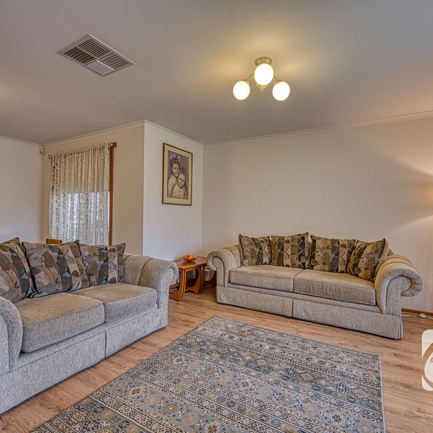 GEM IN TIMBARRA ESTATE - Photo 1