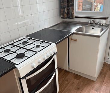 House share to rent - Photo 4