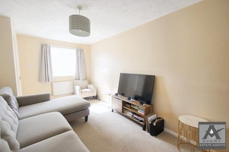 2 bedroom terraced house to rent - Photo 2