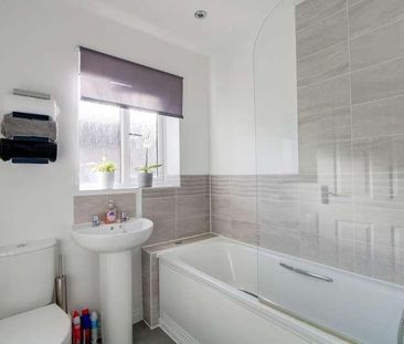 Kemps Field, Cranbrook, EX5 - Photo 2