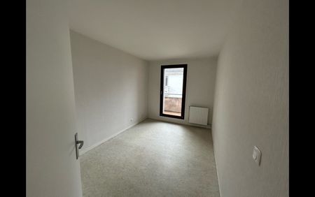 Location Appartement 3 pièces 77 m² La Châtre - Photo 3