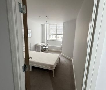 1 Bed Flat, The Strand, L2 - Photo 6