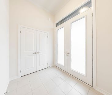 For Lease - 1811 Narcissus Gardens, Pickering, Ontario - Photo 5