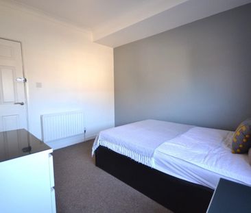 1 bedroom Flat To Let - Photo 3