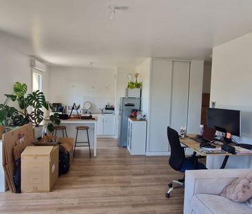 Location Appartement 2 pièces 53m² CONFLANS STE HONORINE 78700 - Photo 2
