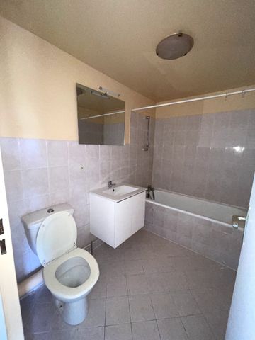 Location Appartement 2 pièces 43m² SAVIGNY SUR ORGE 91600 - Photo 5