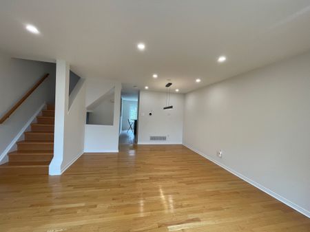 For Lease - 68 Rougehaven Way, Markham, Ontario - Photo 2