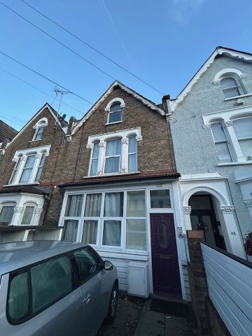 Studio Flat, Whittington Road, N22 - Photo 5