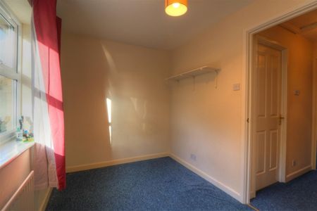 2 BED End of terrace house To rent - Photo 3