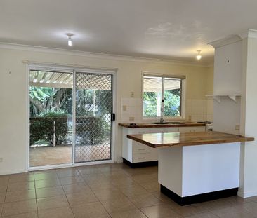 Comfortable Home in Convenient Location - Photo 3