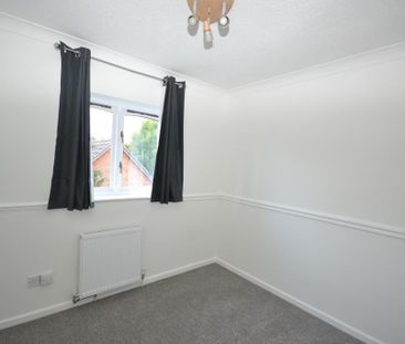 3 bedroom detached house to rent - Photo 2