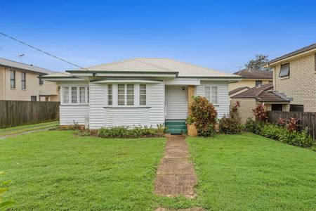19 Kelso Street, Chermside QLD, Belconnen - Photo 3