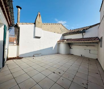 Location appartement 5 pièces, 122.00m², Carcassonne - Photo 2