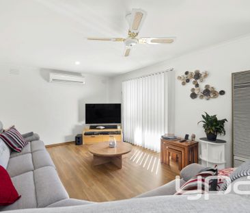 Close to the beach! - *Available for a 6 month lease only * - Photo 1