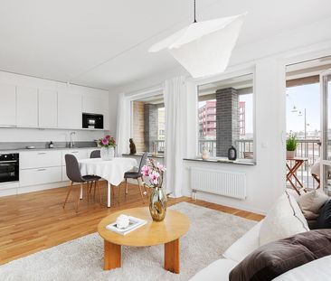 Ålsta Allé, Järfälla - Foto 2