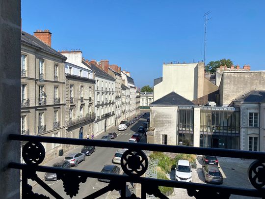 A Louer - Nantes CathÉdrale - Appartement 6 Pièces De 125 M² - Photo 1