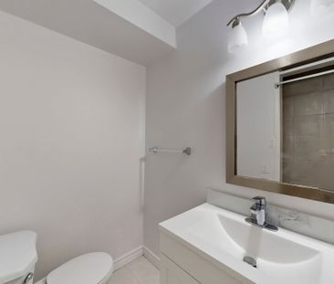 For Lease - 69 Newmill Crescent, Richmond Hill, Ontario - Photo 2