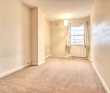 3 bedroom flat to rent, - Photo 1