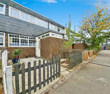 4 bedroom terraced house to rent - Photo 6