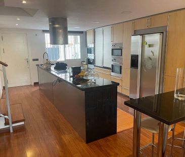 3 bedroom luxury House for rent in Benalmádena, Andalusia - Photo 2