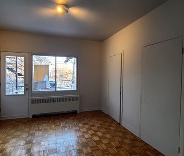 Studio Métro Frontenac - Photo 1