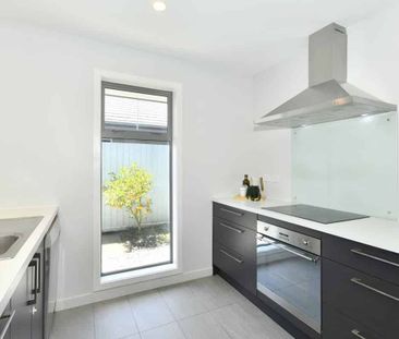 Modern, Easy-Care Living in a Great Location!! - Photo 2