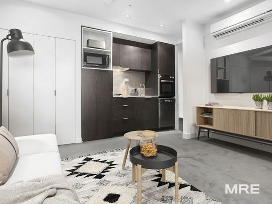 1310/7 Yarra Street, South Yarra - Photo 1