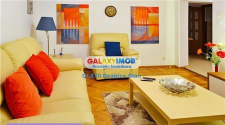 Inchiriere apartament 3 camere decomandat Metrou Piata Unirii - Fotografie 2