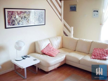 2 bedroom terraced house to rent - Photo 2