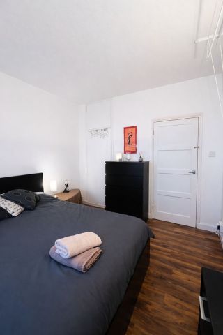 Room in a Shared Flat, Penrose St, SE17 - Photo 2