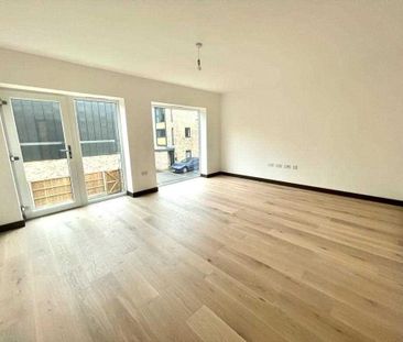 4 bedroom townhouse to rent - Photo 1