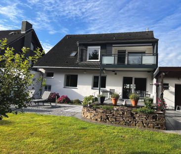 Ihr neues Zuhause zum Wohlfühlen – großzügige Dachgeschosswohnung i... - Photo 1