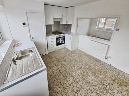 2 Bedroom Apartment to Rent in Hillary Road, Rushden, Northants, NN10 - Photo 5