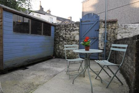 4 bedroom house to rent - Photo 4